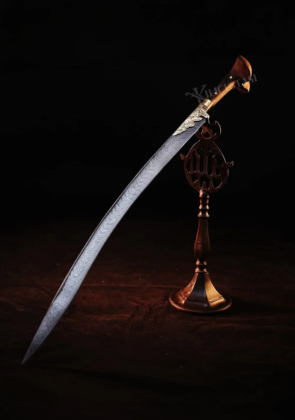 damascus kılıcı şam çeliği görüntüsü ahşap saplı ceviz model