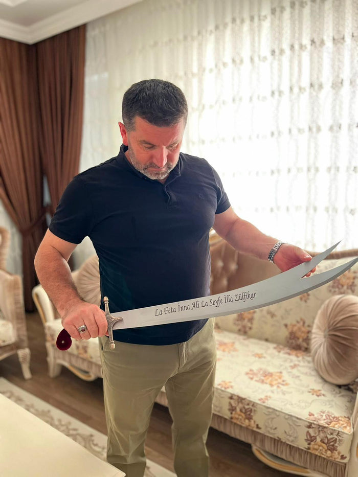 Kılıç Ustası referans fotoğrafı