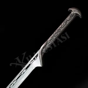 Kılıç Ustası - kılıçların efendisi film kılıçları kralin kilici